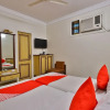 Отель OYO 28667 Hotel Moti Mahal, фото 13