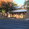 Отель Beechworth Cedar Cottages, фото 13