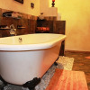 Отель Cherry Lane Self Catering and BB - Romantic Honeymoon Suite for 2 Bloemfontein, фото 5