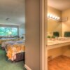 Отель Killington Center Suite: Perfect for Families! Sleeps 10 in 3br/2ba Renovated Condo, фото 15