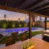 Отель Palm Retreat - Pool, Spa, Firepit & Putting Green 4 Bedroom Home by RedAwning, фото 20