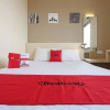 Отель RedDoorz Plus near Sam Poo Kong, фото 13