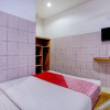 Отель OYO 90201 Hotel Bina Artha, фото 5