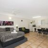 Отель Townsville Holiday Apartments, фото 5