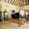 Отель Large 5-BDR villa for rent in Cap Cana, фото 7