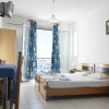 Отель Casa De Blue Studios & Apartments, фото 2