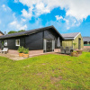 Отель Cozy Holiday Home in Leersum with Courtyard, фото 19