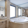 Отель Marins Playa Suites, фото 9
