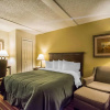 Отель Quality Inn & Suites At Tropicana Field, фото 2