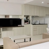 Отель Comfy And Spacious Studio Azalea Suites Apartment, фото 13