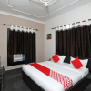 Отель Regal Stays By OYO Rooms, фото 16