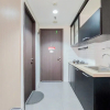 Отель Well Furnished And Comfy Studio Bintaro Icon Apartment, фото 3