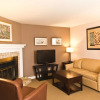 Отель Silver Dart Lodge, фото 6