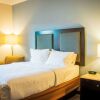 Отель Comfort Inn & Suites Plainville-Foxboro, фото 9