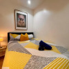 Отель 2 Bedroom Apartment for up to 6 Nr Centre, фото 7