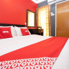 Отель V Hotel by OYO, фото 4
