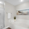 Отель Grandview East 1601 - Azure Paradise, фото 10