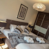 Отель SA Today Apartments Farnborough with Fibre Wi-Fi & Netflix, фото 6