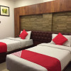 Отель OYO 17102 Hotel Azure Park, фото 15