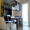 Отель Best Strategic And Homey 2Br At Bassura City Apartment, фото 10