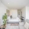 Отель Liiiving - Luxury Gallery Apartment II, фото 3
