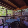 Отель Er 228 â Locker's Lodge Great Location â Close To Town! 1 Bedroom Cabin by RedAwning, фото 2