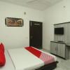 Отель OYO 8607 Hotel Sky Inn, фото 7