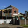 Отель Black Dolphin Waterfront Townhouse - Bay Views, фото 19