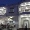 Отель Kamelia Apartments, фото 1