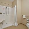 Отель Holiday Inn Express Boston - Milford, an IHG Hotel, фото 37