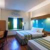 Отель Microtel by Wyndham South Forbes near Nuvali, фото 1
