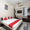 Отель OYO 13092 Comfort Inn, фото 33
