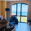 Отель Royal Beach 5 Premium - Central Sea View G6, фото 17