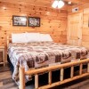 Отель Luxurious Family Friendly Cabin, фото 15