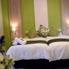 Отель Green Side Accommodation, фото 1