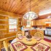 Отель Charming Boone Cabin < 9 Mi to Appalachian Ski Mtn, фото 9