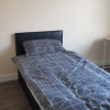 Отель Immaculate 6-bed House in Luton Near Town Center, фото 9