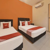 Отель OYO 90733 Parkway Inn Hotel, фото 21