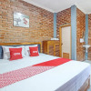 Отель OYO 92606 Djoglo Boto Homestay Syariah, фото 12