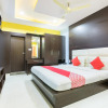 Отель OYO 15965 Hotel Nandi Gateway, фото 2