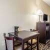 Отель Quality Inn & Suites, фото 48