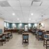 Отель Comfort Inn Bay City - Riverfront, фото 29