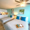 Отель Oceanside Studio at Pirates Cove, фото 17