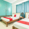 Отель RedDoorz Plus near Rizal Junction, фото 13