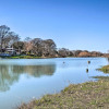 Отель Waterfront Studio w/ Fire Pit on Lake Dunlap!, фото 9