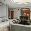 Отель RedDoorz Raya Ngagel, фото 10