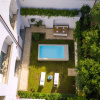 Отель Luxury Apartment with Garden and Pool, фото 25