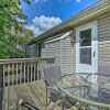 Отель Bright Townhome < 10 Mi to Dtwn Kansas City!, фото 19