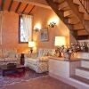 Отель Fonte De Medici Appartamenti Borgo Santa Maria, фото 4