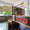 Отель OYO 3139 Naya Guest House Syariah, фото 1